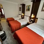 Topkapi מלון 3*