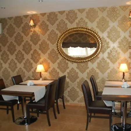 Topkapi 3* Isztambul