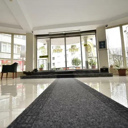 Topkapi Hotel 3*