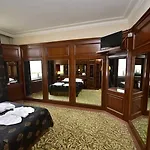 Topkapi ホテル 3*