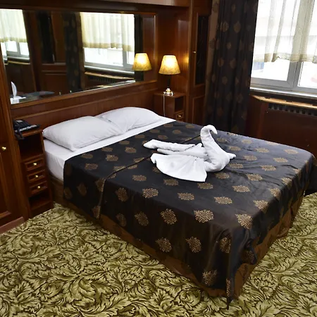 Topkapi Hotel 3*