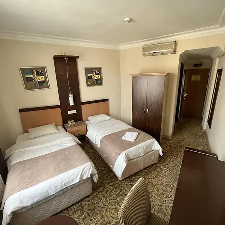 Hotel Topkapi 3*