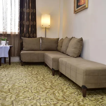Topkapi Hotel