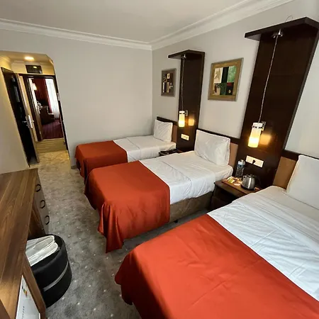Hotel Topkapi 3*